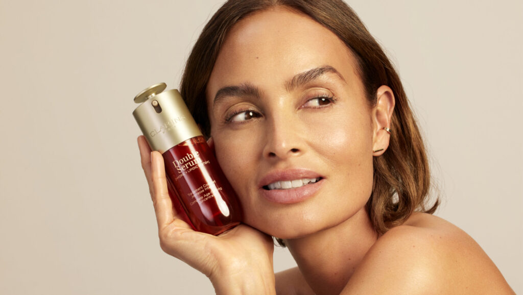 Clarins - toTocoEROSKOшNANANVERCOMOTICAIO -IOD зAlom -vophanshike ...